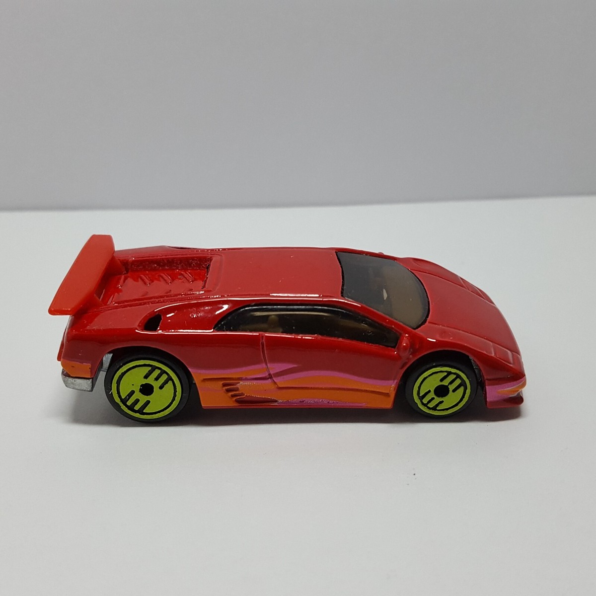 Hot Wheels Revealers Red LAMBORGHINI DIABLO w/ Ultra Hots - Mint
