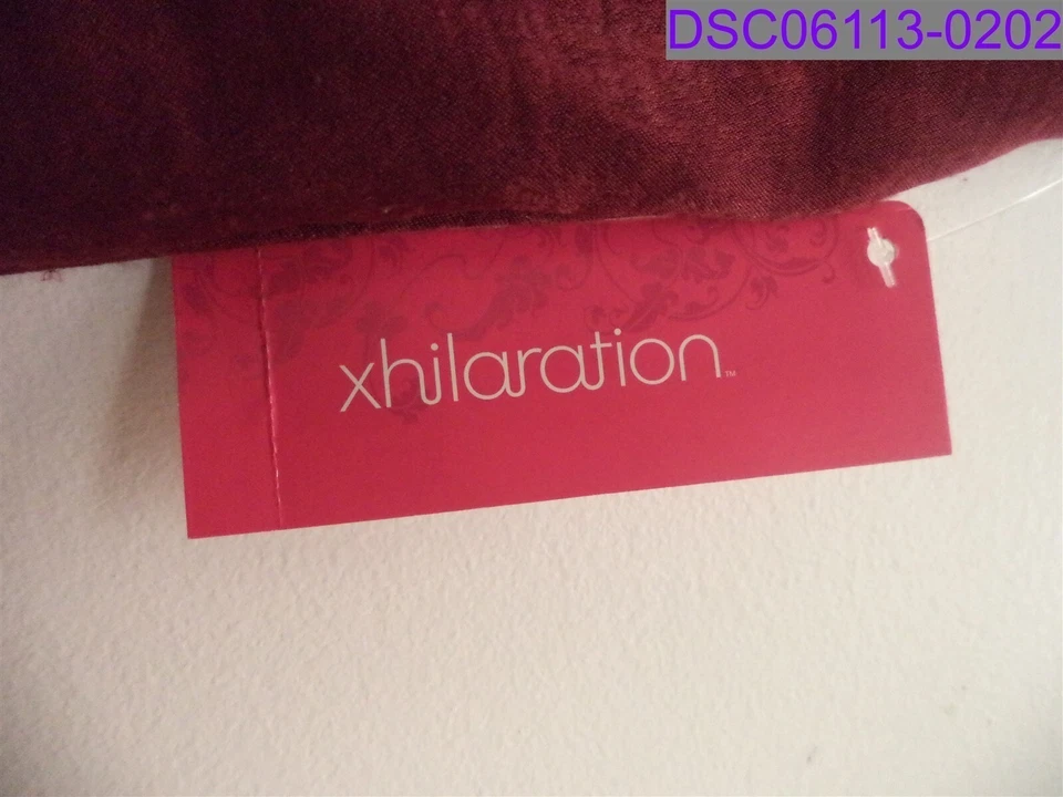 Calça Feminina XXL Xhilaration Cintura Média Amarrar Frente Cetim Perna Larga Borgonha TNH-50857 - Imagem 3 de 4