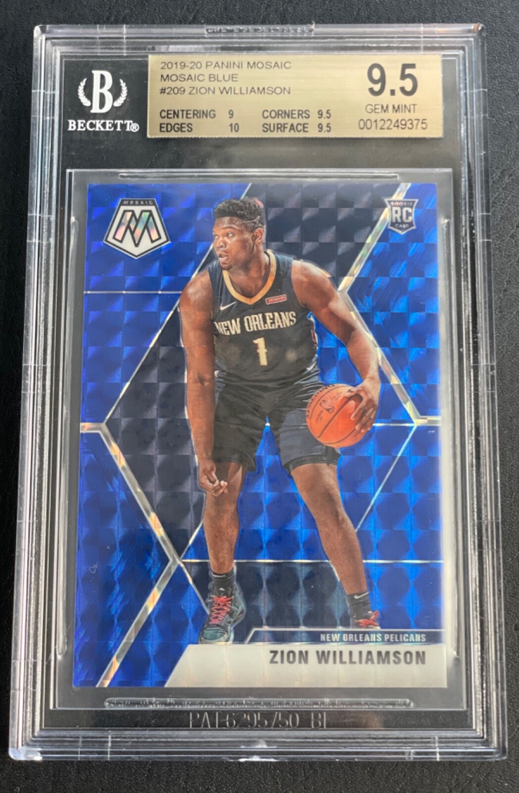 #/99 Zion Williamson BGS 9.5 GEM MINT 2019-20 Panini Mosaic Blue Prizm RC #209