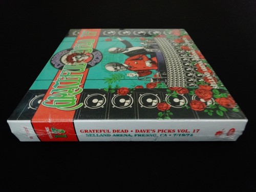 Grateful Dead Dave's Picks 17 Volume Seventeen Selland Fresno CA 7/19/1974 3 CD - Imagen 6 de 10