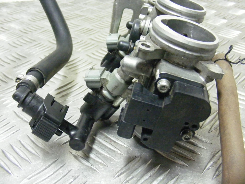 Корпус дроссельной заслонки Yamaha YZF-R3 YZF R3 R3A ABS 2015 TPS инжекторы шланги 443 - Изображение 3 из 4