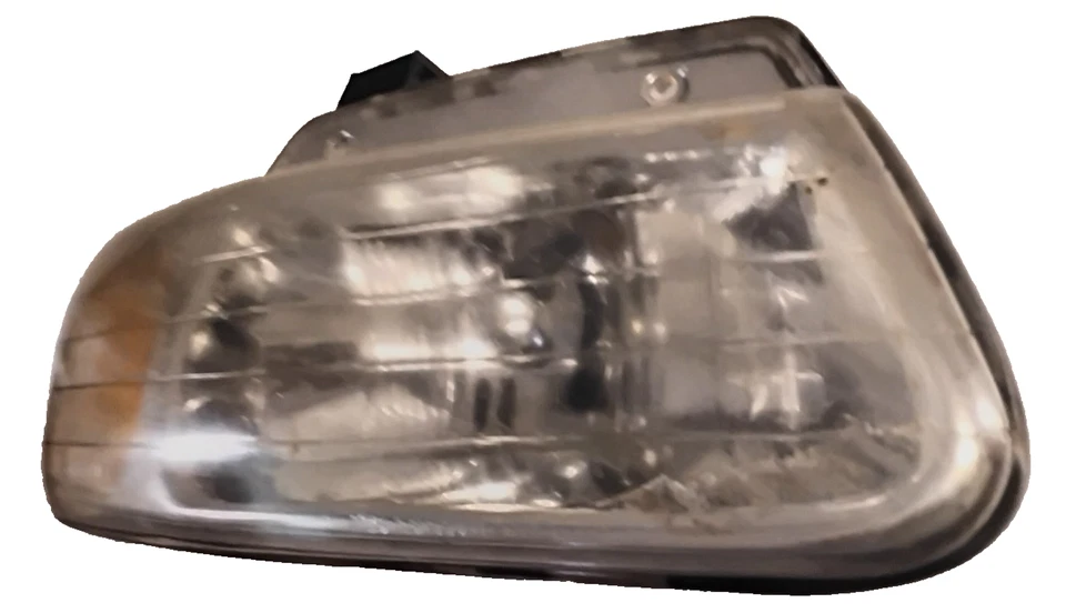 Faro derecho caravana, Voyager, Town & Country: 1996, 1997, 1998, 1999 Foto 4 de 4