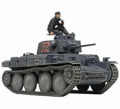 Tamiya 1/35 GERMAN LIGHT TANK PANZERKAMPFWAGEN 38(t) Ausf.E/F Kit w/Tracking NEW