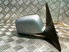 Retroviseur droit (ou coque) Volvo 460