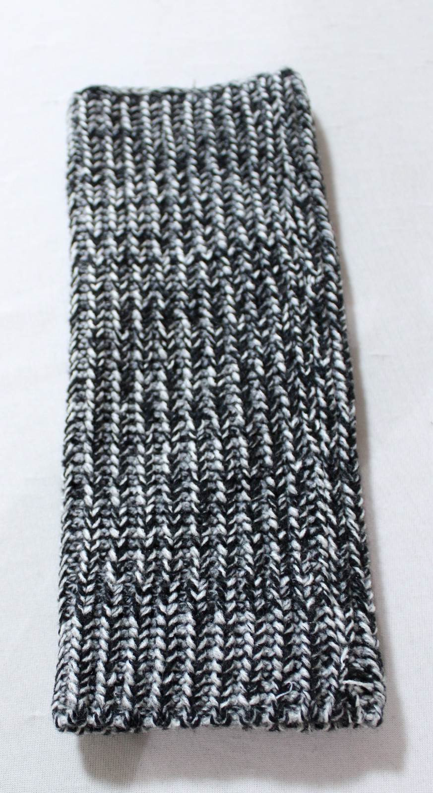 Rebecca Minkoff Women's Marled Pom Beanie & Arm Warmer Set LB3 Gray One Size