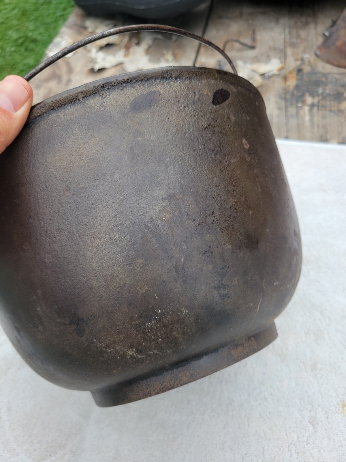 Vintage Wapak Cast Iron Bean Pot Kettle # 4 10 1/2"