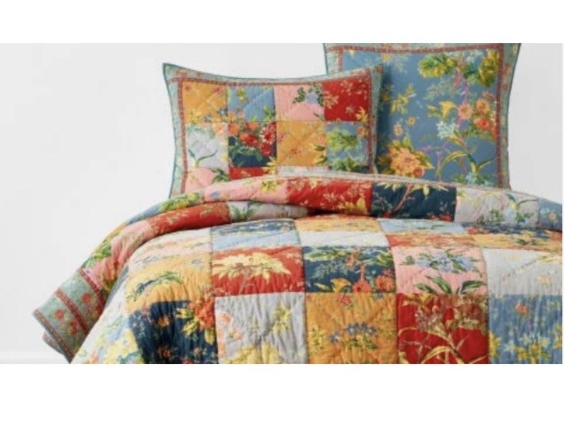 The Company Store ALIYAH Patch Quilt Sz -KING- ￼ Shams Not Included- Used Twice