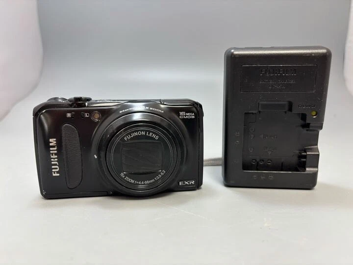 Fujifilm EXR 16メガピクセル コンパクトデジタルカメラ　F750？ FUJIFILM デジタルカメラ 16メガピクセル - メルカリ