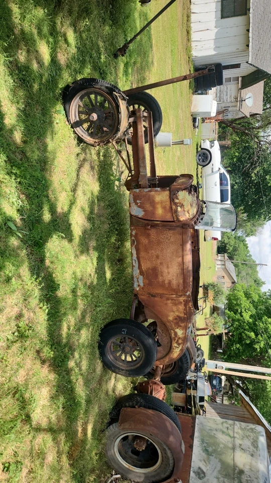 1928 Ford Model A  - Image 3 of 4