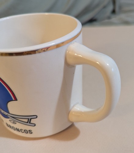 Una (1) Taza de Café Vintage NFL Denver Broncos Casco Retro Logo Borde Dorado 🏈🏈🐴 - Imagen 6 de 10