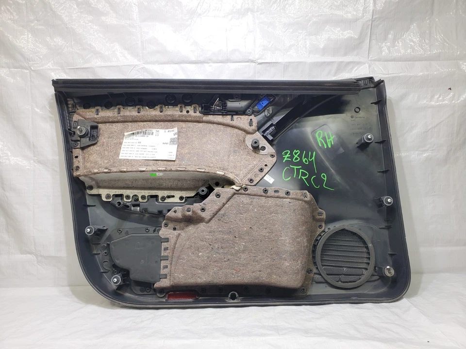 2010-2014 Volkswagen GTI Door Trim Panel Front Right Passenger Side 5K4-867-012 Foto 4 de 4