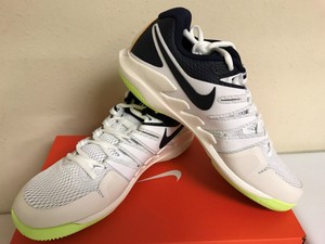 aa8030 nike