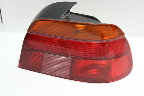 Original BMW 5er E39 Limousine Rückleuchte Rechts 8358032 Rücklicht Heckleuchte