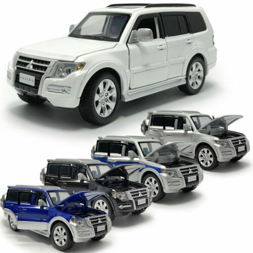 1:32 Mitsubishi Pajero SUV Model Car Diecast Toy Vehicle Sound Light Kids Gift