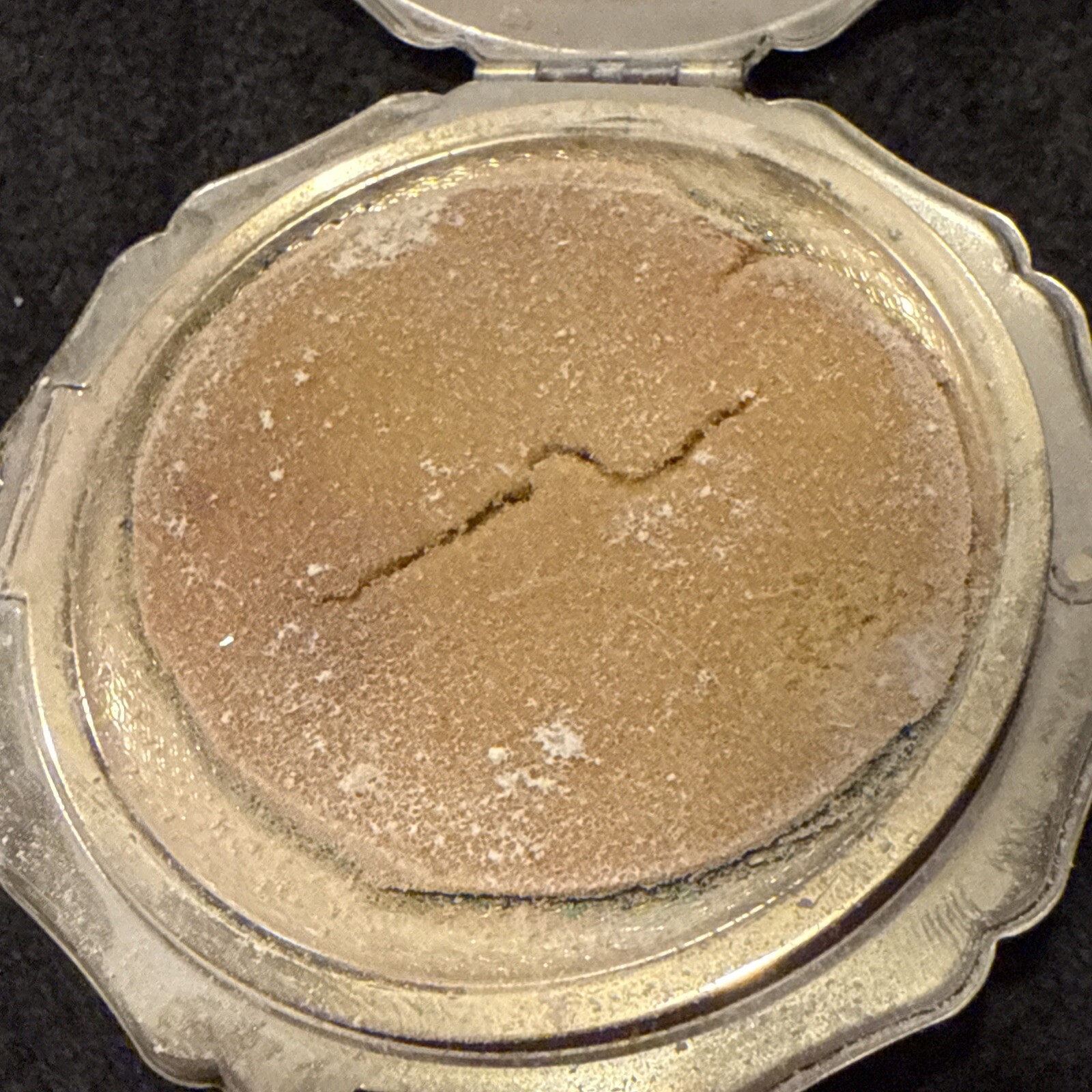 Vintage Stratton Red & Gold Powder Compact Broken Mirror