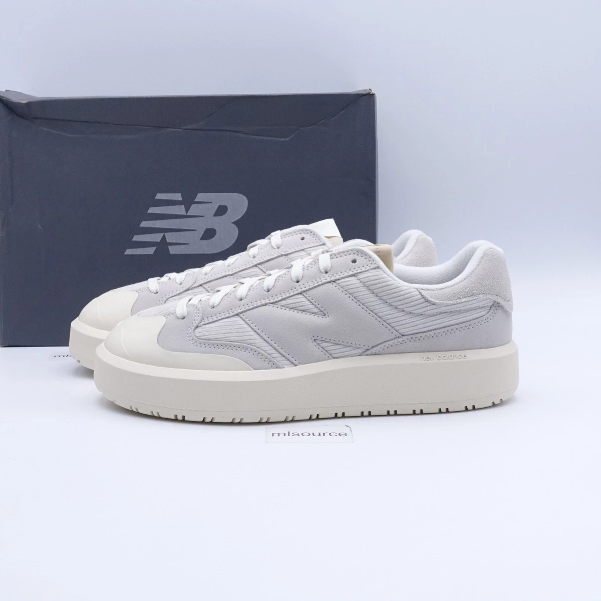 New balance shop men's 300 sneakers