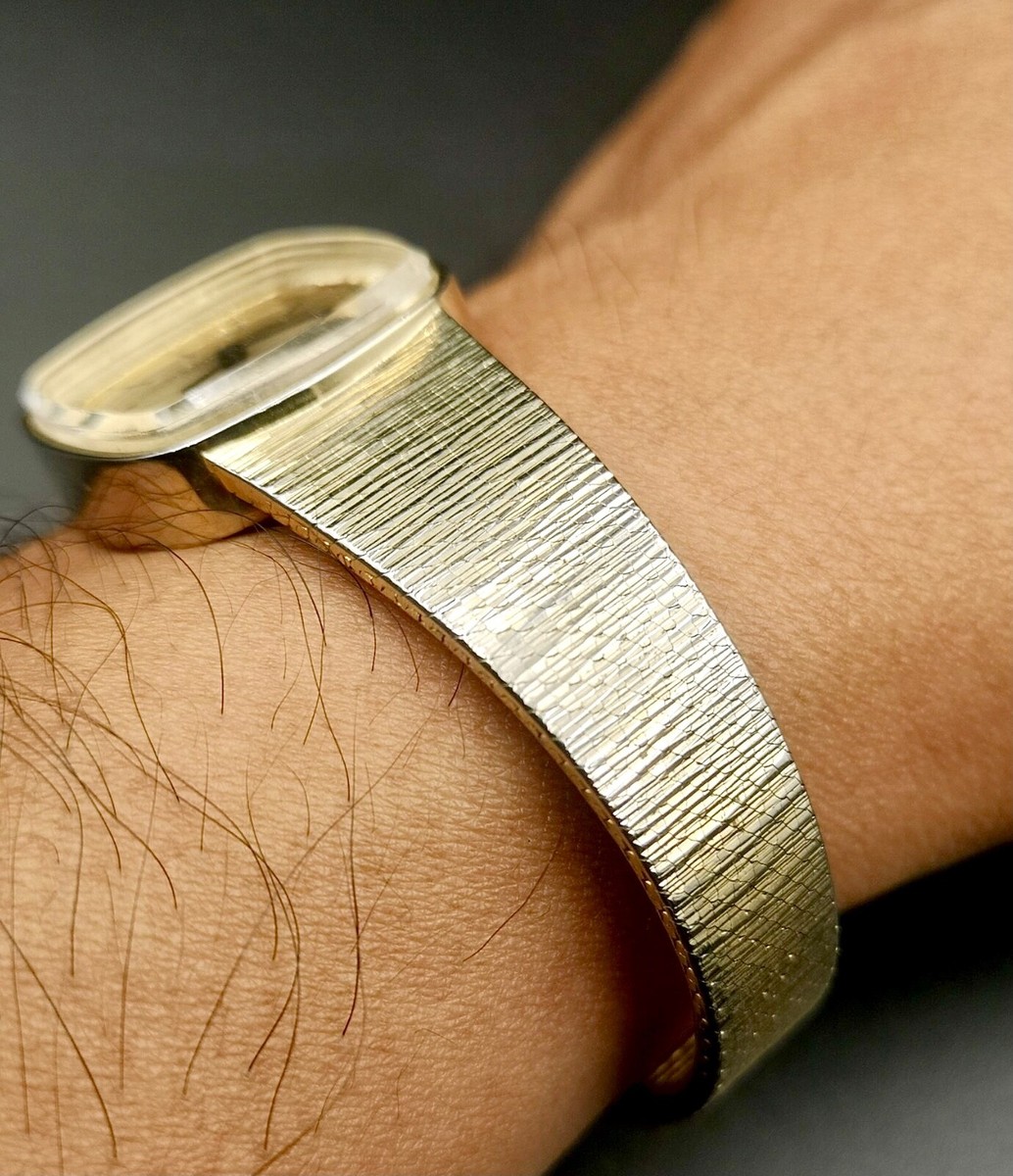 Vintage and Rare FELICITAS Neuchatel Hand-winding Women's