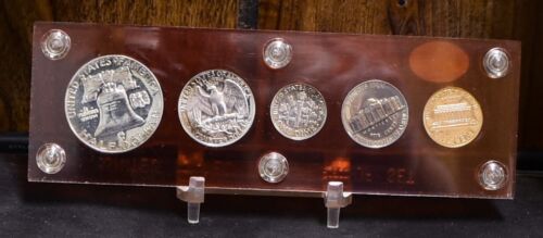 1961 US Proof Set in Red Capital Plastic (#59298-L) - Picture 3 of 4