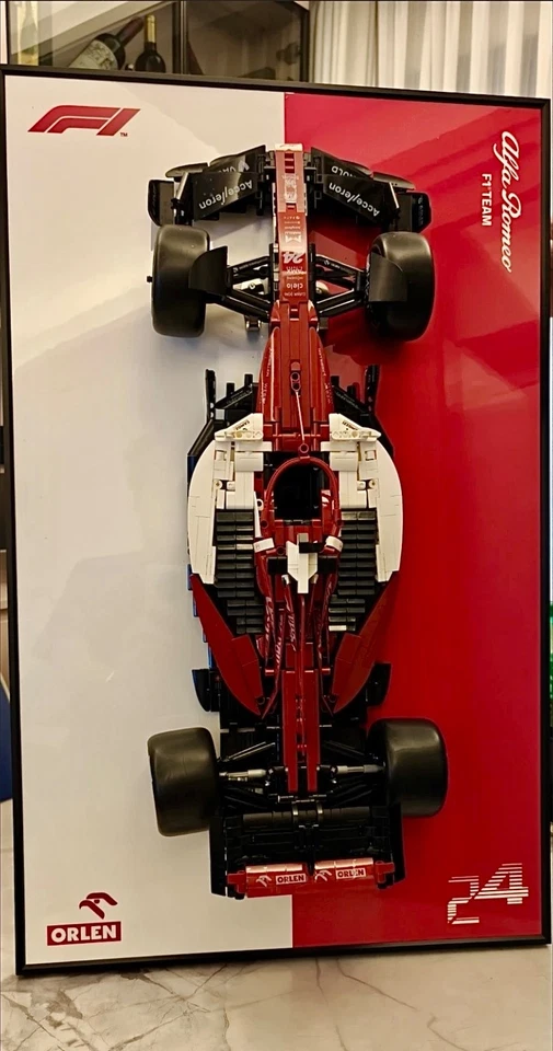 Metal Display wall mount for CaDA C64005w Alfa Romeo F1 Race Car C42 - Image 2 of 4