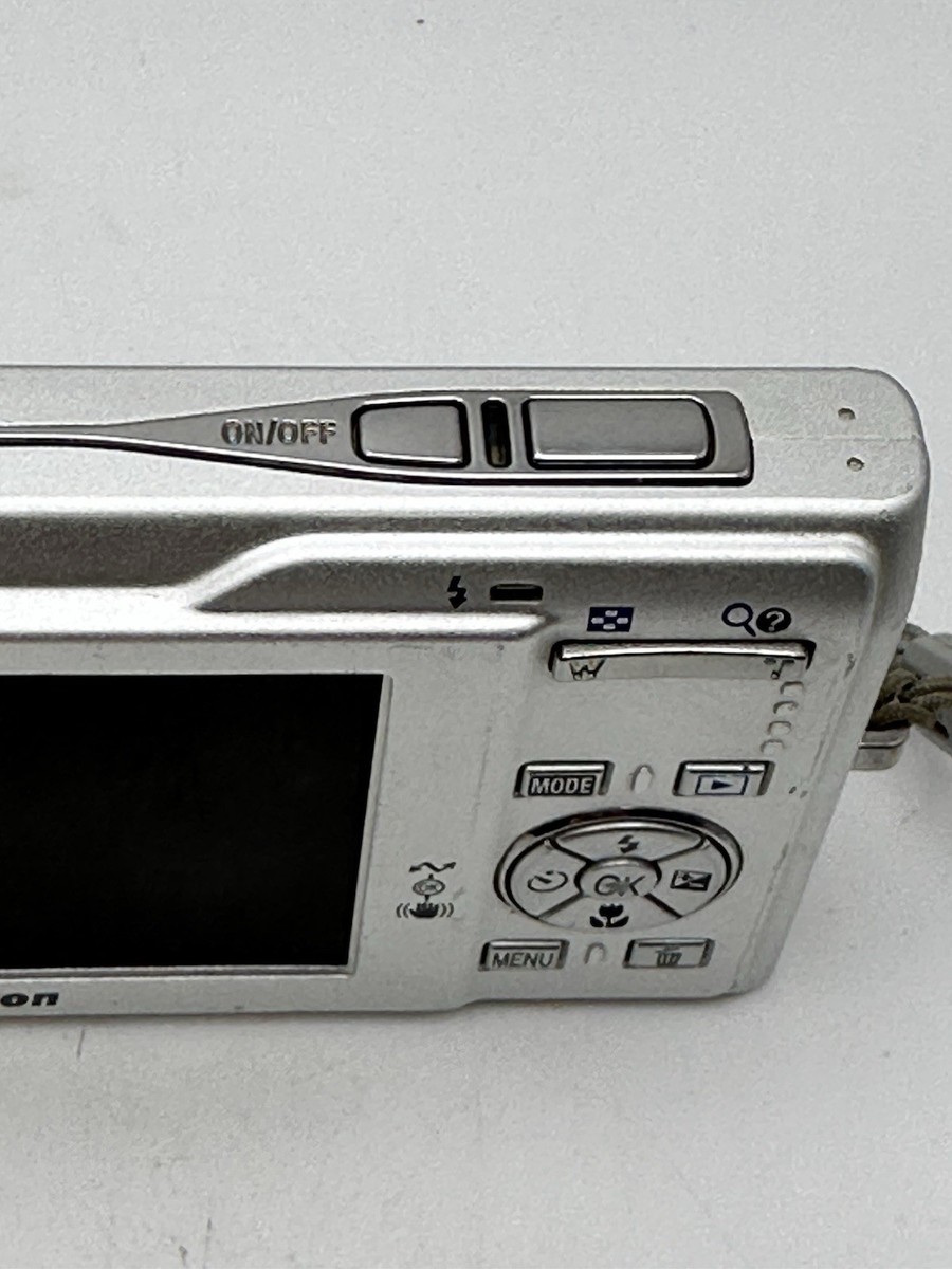 ☆中古美品☆Nikon COOLPIX S200 レッド☆操作確認済☆ 即日発送 中古美品 Nikon COOLPIX Style COOLPIX S200 RED