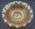VINTAGE CARNIVAL AUSTRALIAN CROWN CRYSTAL MARIGOLD SWAN 9” BOWL NICE IRIDESCENCE