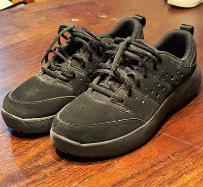 Crocs Men's Low Top Lace-Up Slip Resistant Shoes, Black Solid Pattern