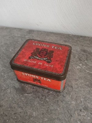 Alte Metalldose Lyons Tea 