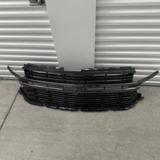 2021-2024 Chevrolet Tahoe Surburban Front Bumper GRILLE Assembly OEM 85136870