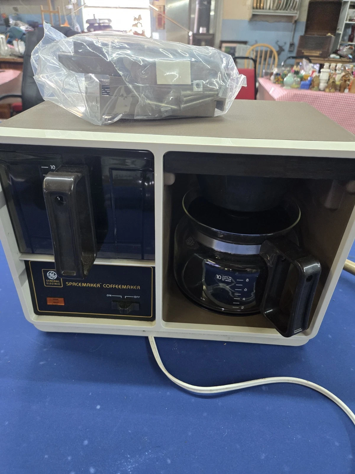 Vtg Black & Decker Spacemaker Automatic Drip Coffee Maker Tested w/mounts--VGC