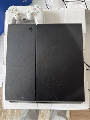 PlayStation 4 PS4 Konsole 500GB mit Controller Gratis Spiel