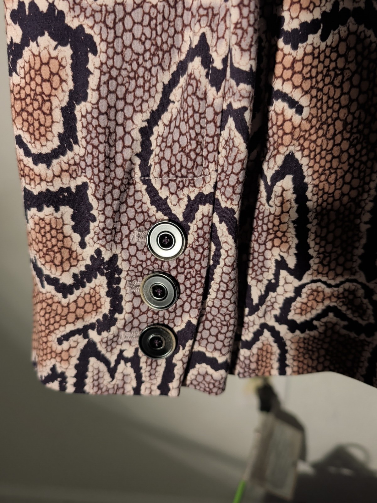 Cabi Jacket/Blouse Combo Size S Python Print Long… - image 23