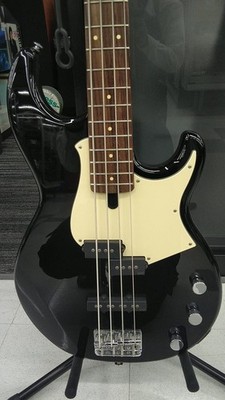 YAMAHA BB434 Used Alder body Mahogany neck Rosewood fingerboard Black w/Softcase