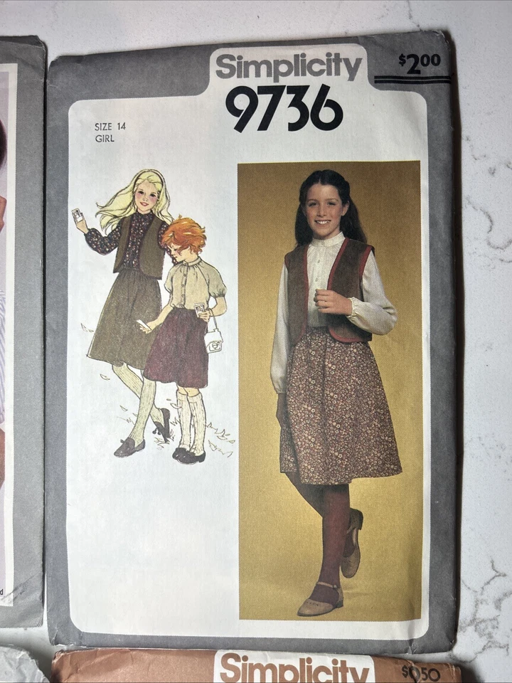 Women’s Vintage Simplicity Sewing Patterns (4) New  9978 9736 5162 and 9552 - Image 4 of 4