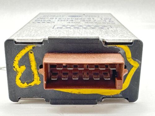 98 AUDI CABRIOLET Chassis Brain Box - Picture 2 of 3