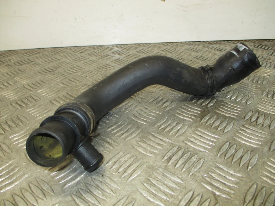 Audi Q7 2012 3,0 V6 diésel CRC. Tubo/manguera de refrigerante de agua 75K Foto 4 de 4