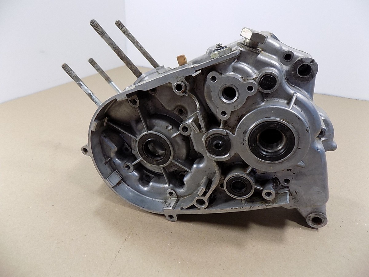 1974 74 Yamaha DT125 DT 125 / OEM Nice ENGINE MOTOR CRANK CASES | eBay