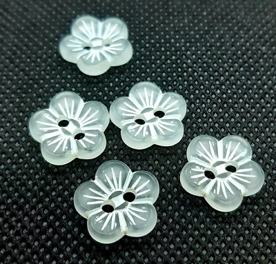 10 Blumen Knöpfe MINT HELL Kunstoff Tracht, für Strickwaren, Basteln, Blusen - Bild 1 von 3