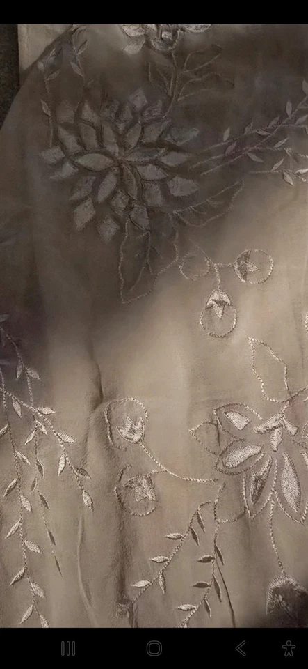 Diseñador: Earl Jean. Top transparente sin espalda. Beige. Damas Talla S. Foto 4 de 4