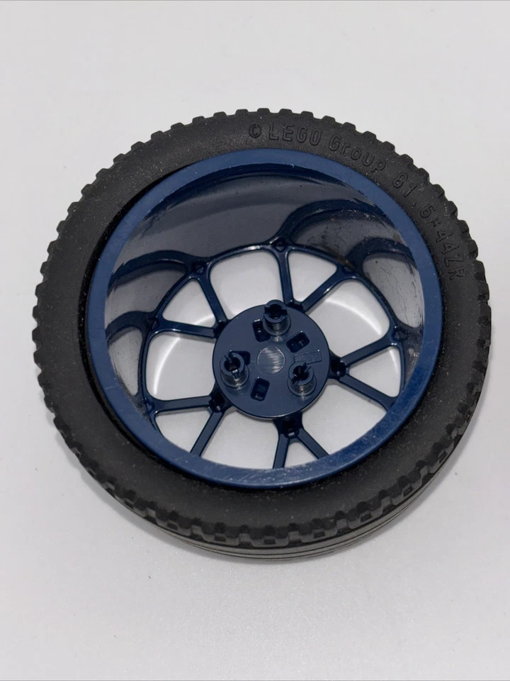 Б/У колеса и шины LEGO Bugatti Chiron 42083 35187pb01 62,3 мм D. x 42 мм Technic - Изображение 3 из 3