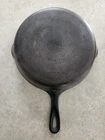 VINTAGE ANTIQUE GRISWOLD No 8 CAST IRON SKILLET FRY PAN ERIE PA. U.S.A.