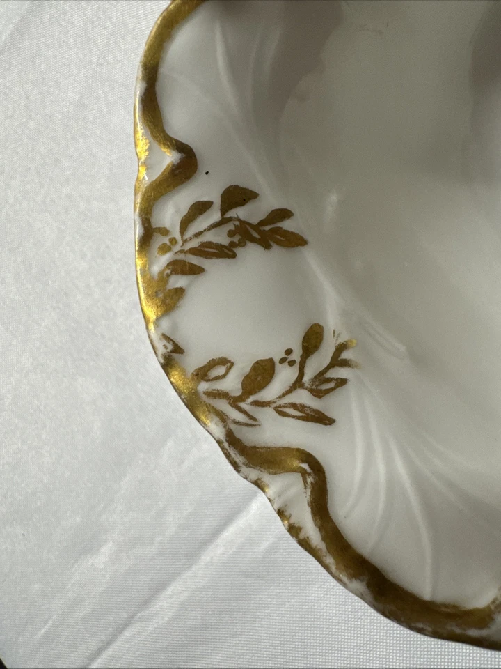 Cuenco de porcelana vintage H&C Haviland borde festoneado con borde dorado Foto 4 de 4