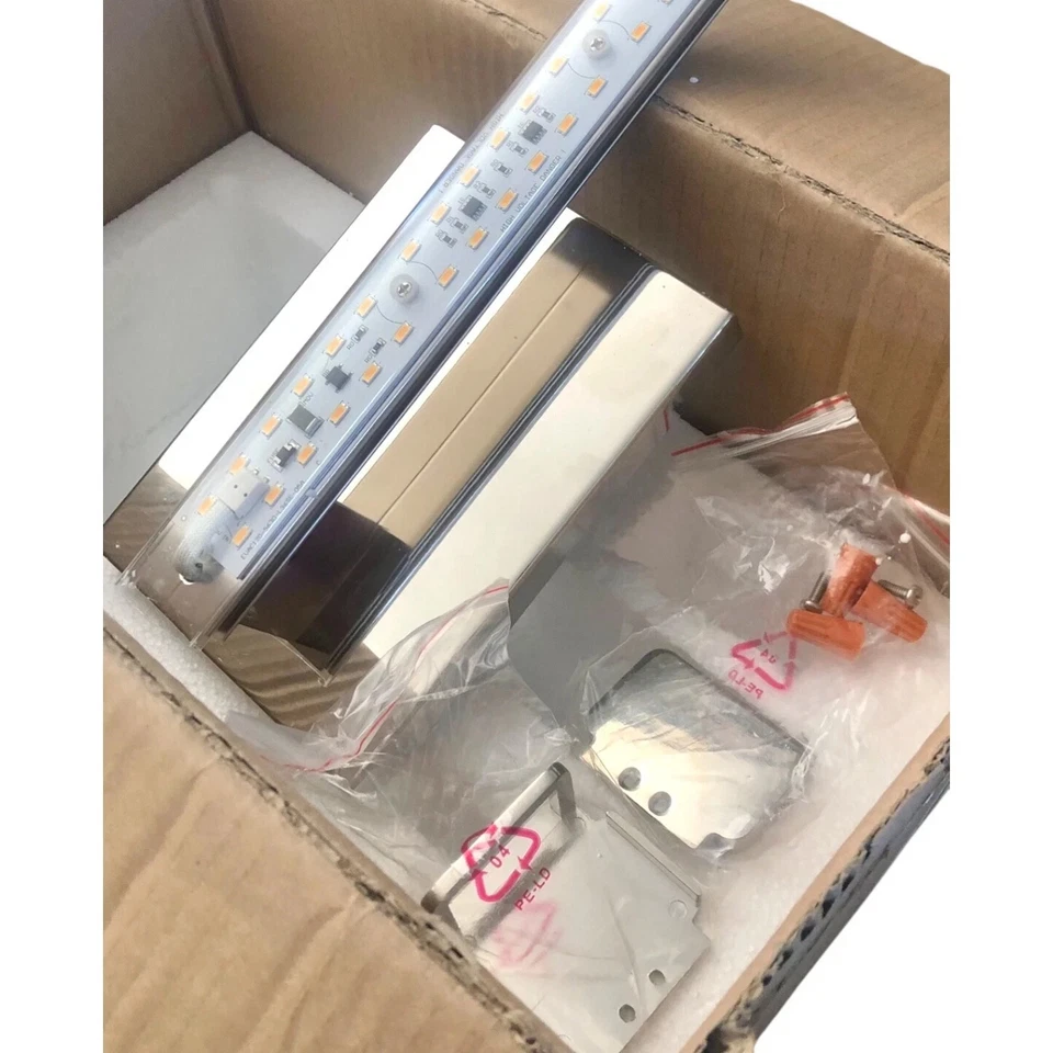 Minka Lavery Wall Light Fixture 391-613-L Square Glass Lighting, Polished Nickel - Image 3 of 4