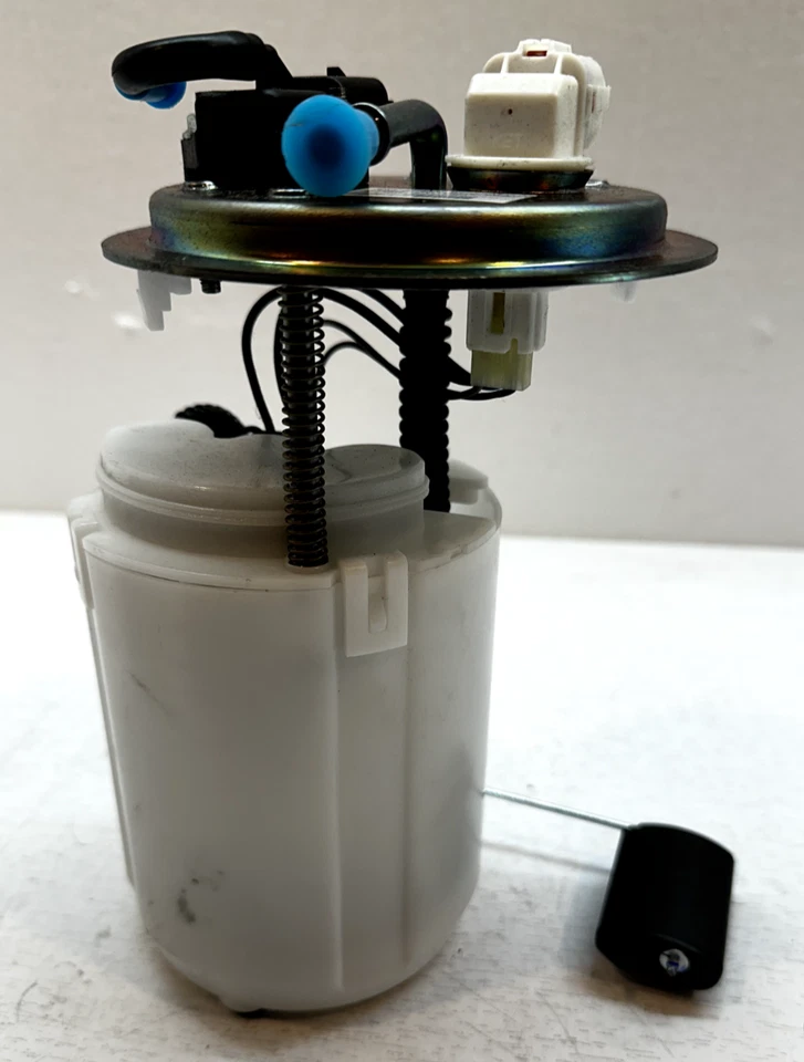 Conjunto de bomba de combustible KIA SEDONA 2006-11 PIEZA DE FABRICANTE ORIGINAL # 31110-4D500-DS Foto 4 de 4