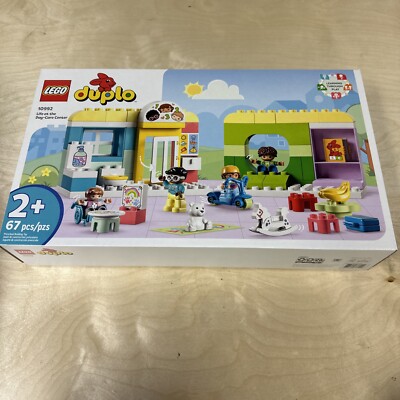 LEGO  DUPLO  Town Life At The Day-Care Center 10992