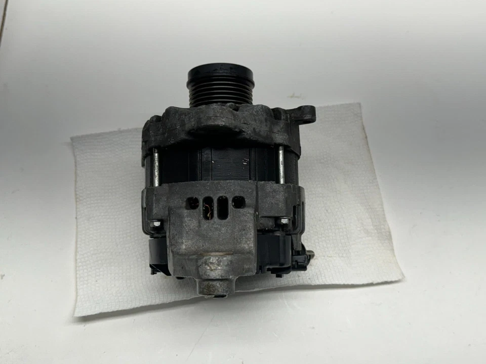 OEM 2018-2019 SUBARU OUTBACK 2.5L ENGINE ALTERNATOR GENERATOR CHARGER 23700AB01A - Image 4 of 4