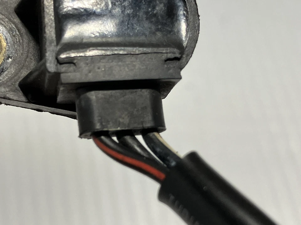 2001 Suzuki Gsxr 1300 Hayabusa Speed Sensor (Oem) - Image 3 of 4