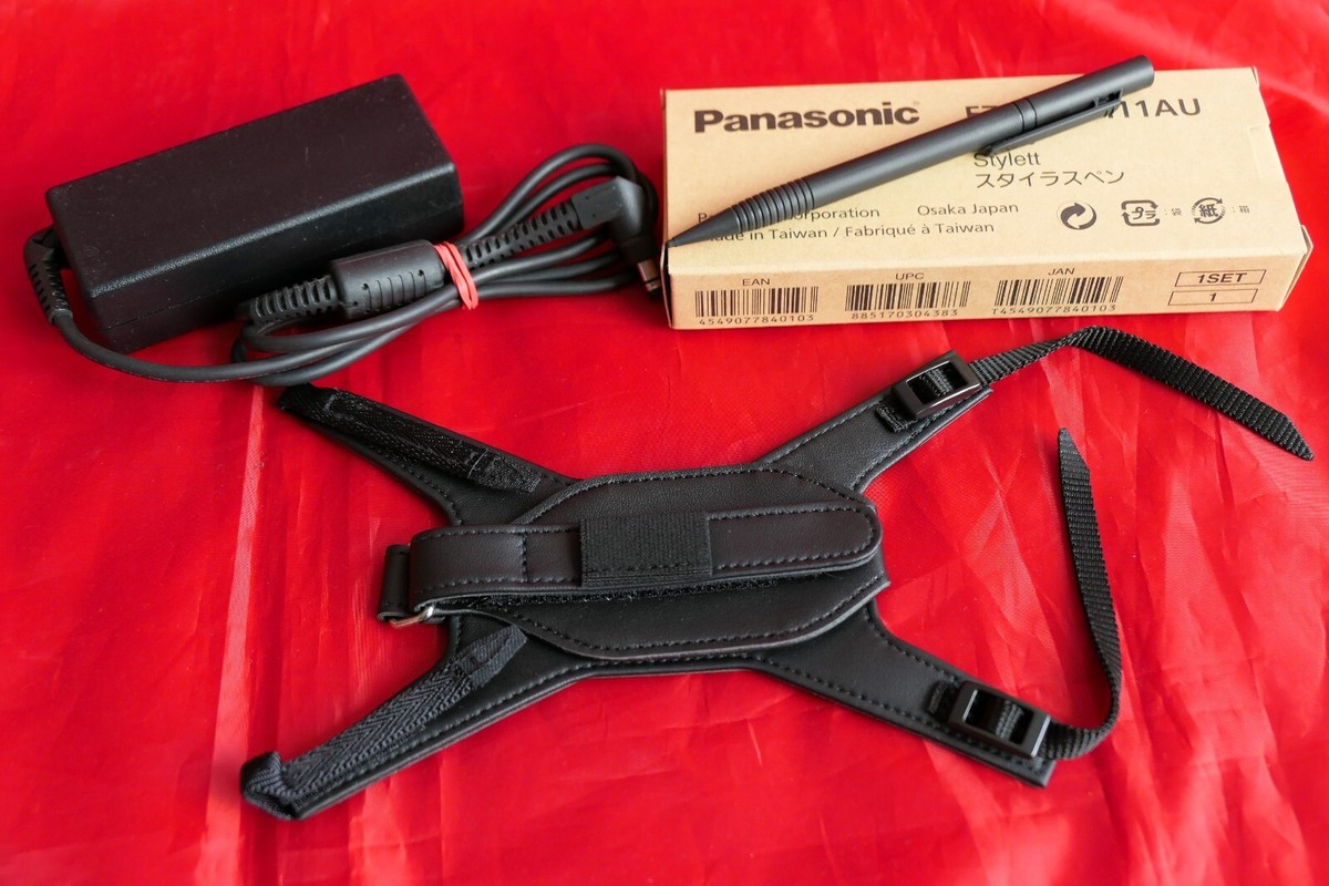 △ Panasonic Toughpad FZ-M1 MK2 Intel 6Y57 - 8GB RAM - 256GB + 