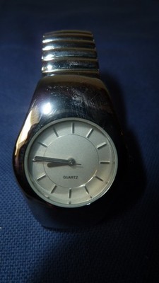 Damen-Armbanduhr, Stahl, Quartz, verchromt  Nr.737