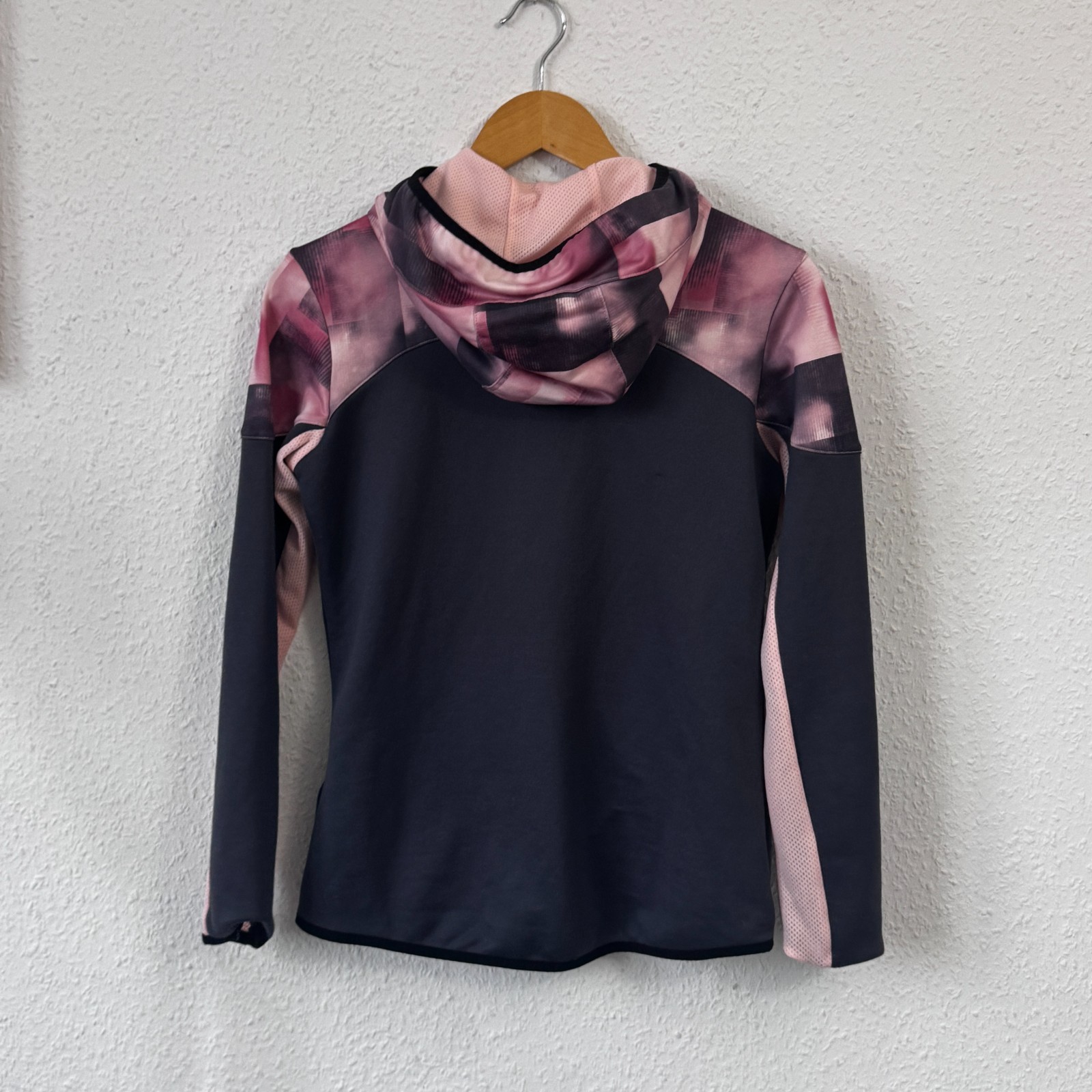 Decathlon Girls' S500 Full Zip Hooded Training Jacket - Pink/Black (Age 14-15) image 4