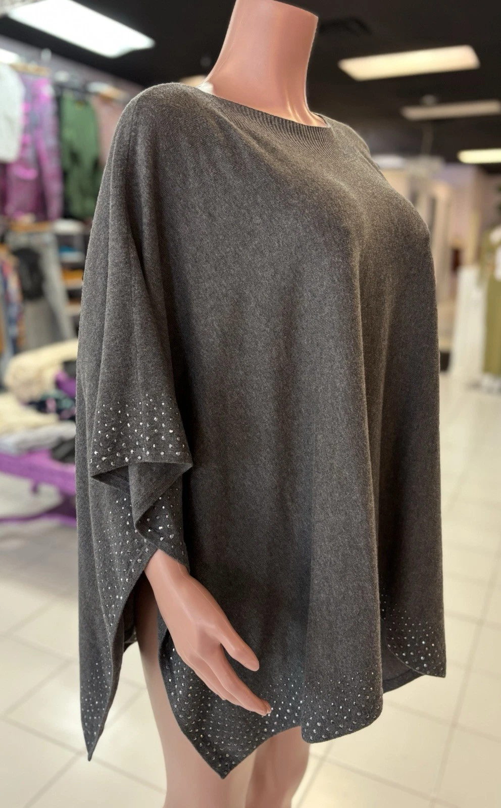CHICO’S Sz S/M 3% Cashmere Blend Gray Pullover Poncho Sweater w/Border Studs